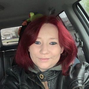 Meet your Posher, Madison buckner